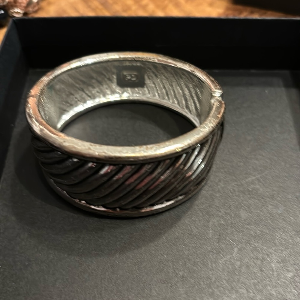 CALDWELL Retired Premier Designs hinged Bracelet